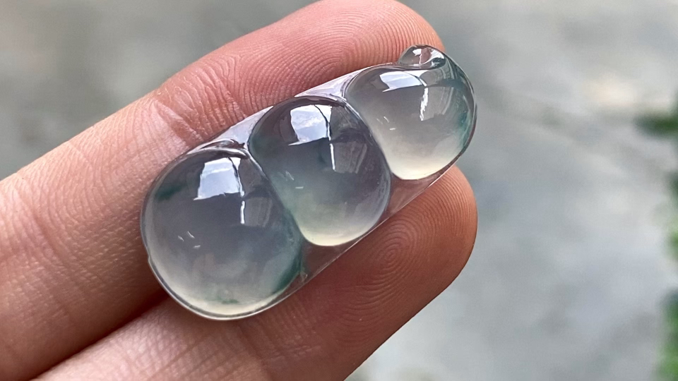 ️ 玻璃种飘彩福豆 28*13.2*5.6 完整