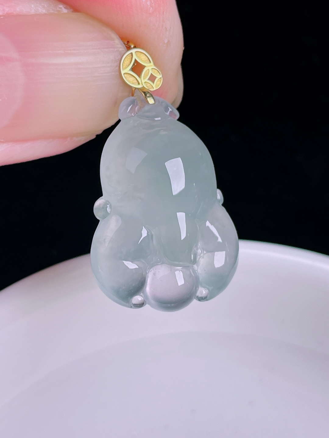 ️，佛手瓜，18k镶嵌，老种起光，细底通透，尺寸：29.4裸石24/17.6/8.4mm0922