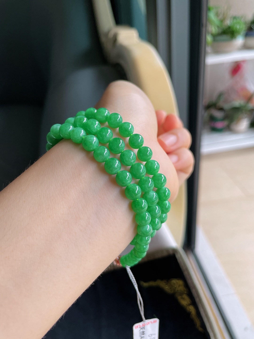️，缅甸天然翡翠A货，冰满绿项链，尺寸：6.5mm87颗。【编4608】