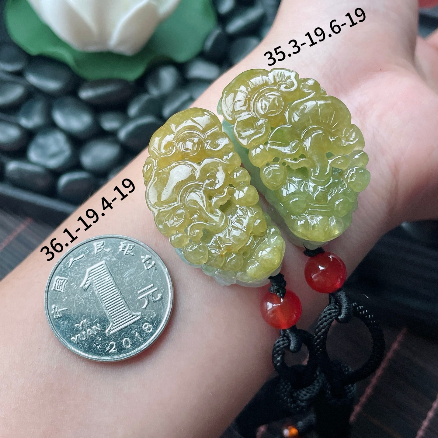 黄翡貔貅（一对）YJ3-153-26/27 尺寸：36.1-19.4-19/35.3-19.6-19，35.3-19.6-19