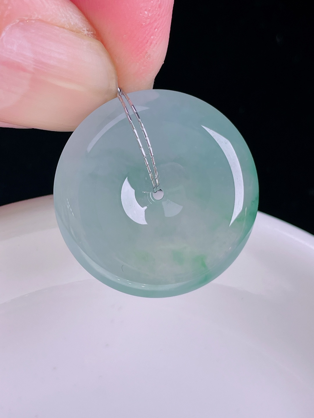 ️飘花平安扣，老种起光，细底通透，尺寸：25.5/6mm0922