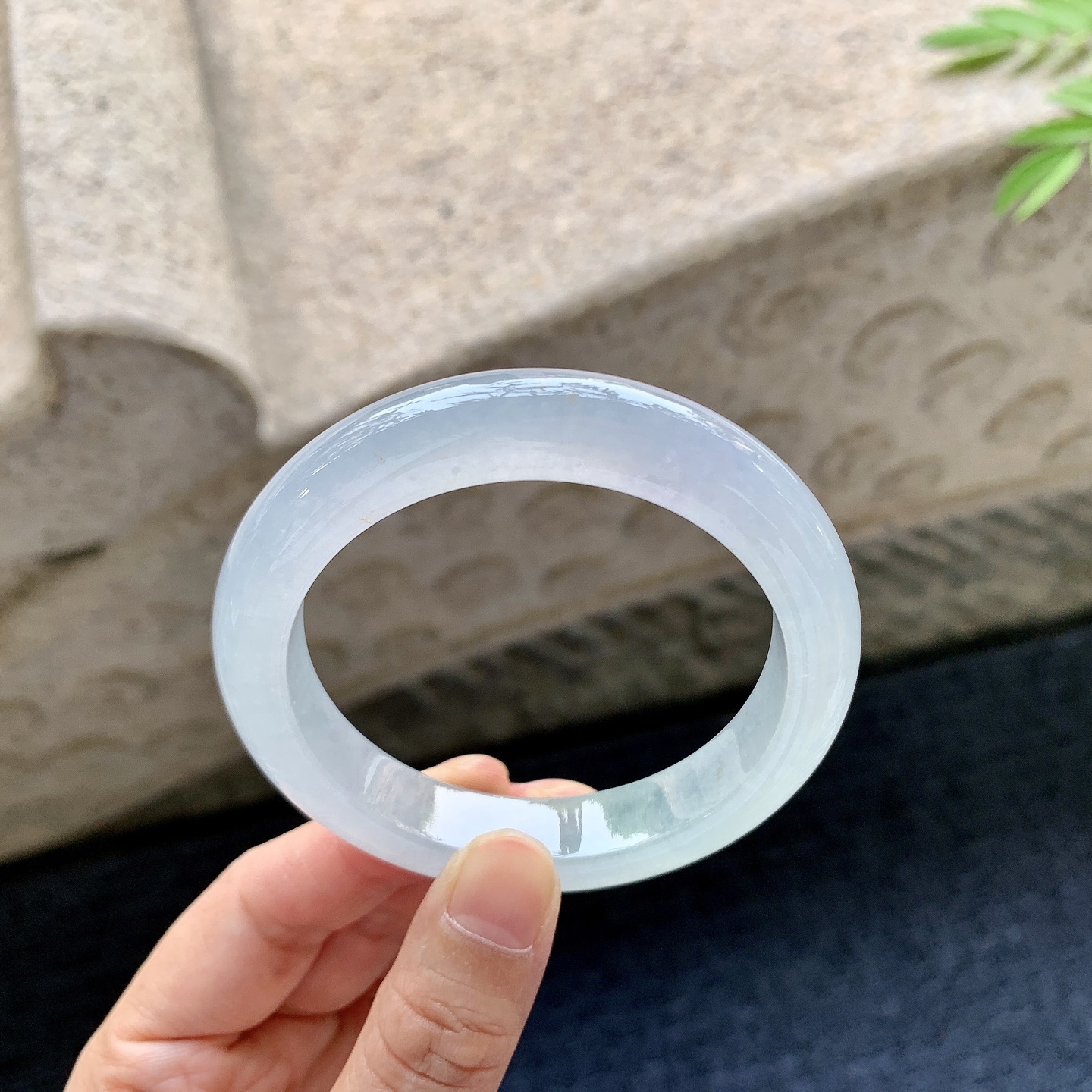正圈53 54 圈口54/11.4/9 编码W6092316 冰糯飘绿，水润，种老，细腻，有纹线