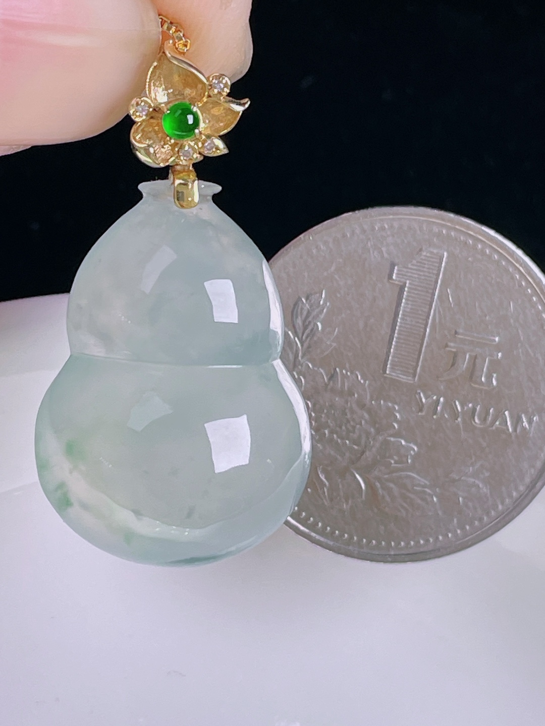 ️冰种葫芦，18k镶嵌，老种起光，细底通透，尺寸：33裸石24.8/17.7/9mm0922