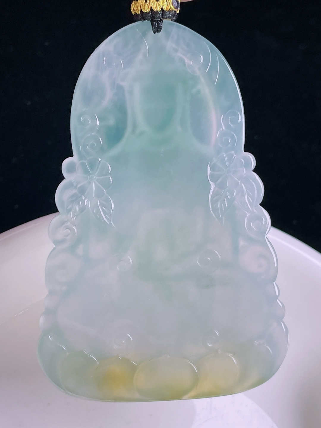 冰黄度母，老种起光，细底通透，尺寸：55.6/38.3/4.7mm0922