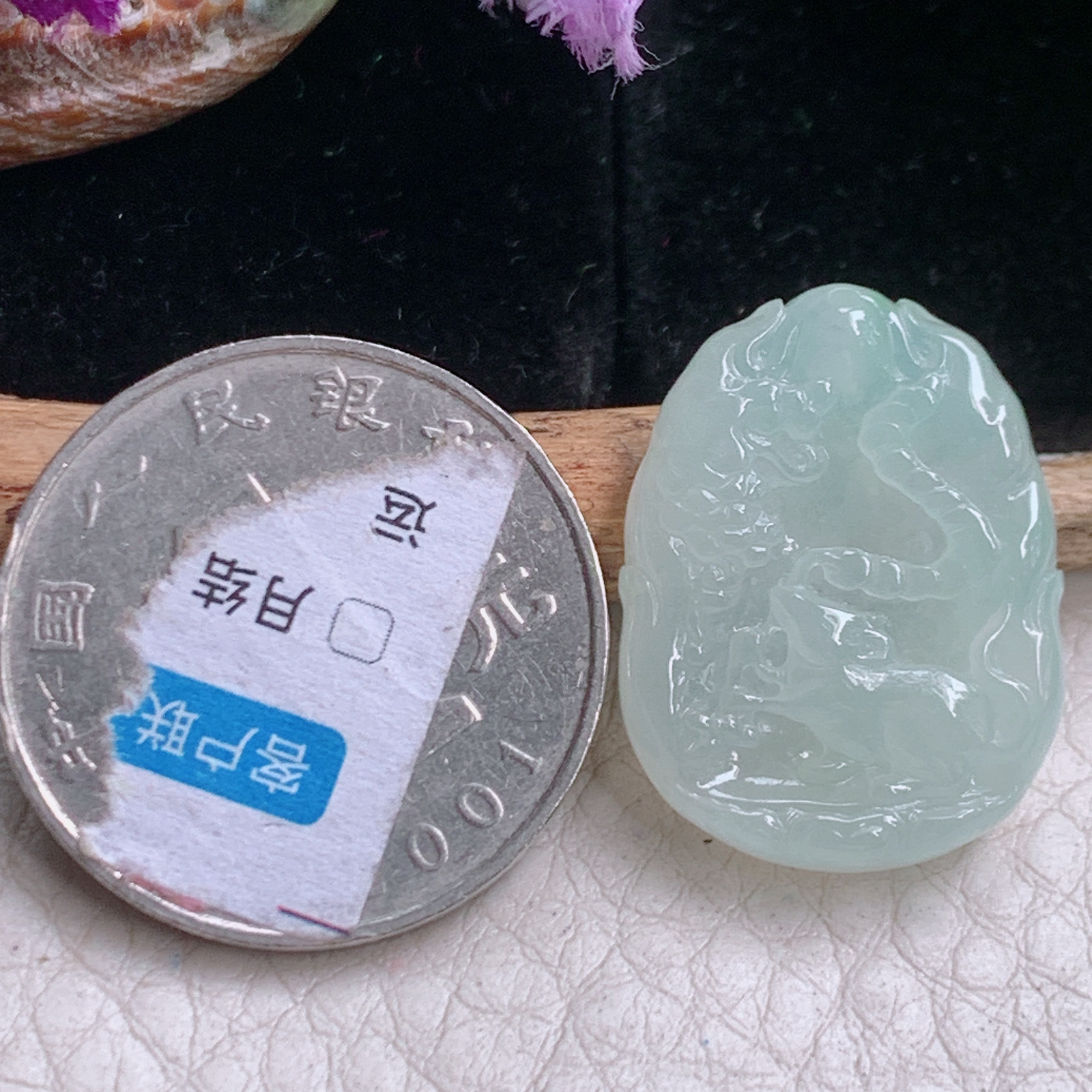 ktj实拍23.8*18.2*5.2缅甸翡翠精雕高品质冰浅绿招财鼠 生肖鼠玉吊坠
