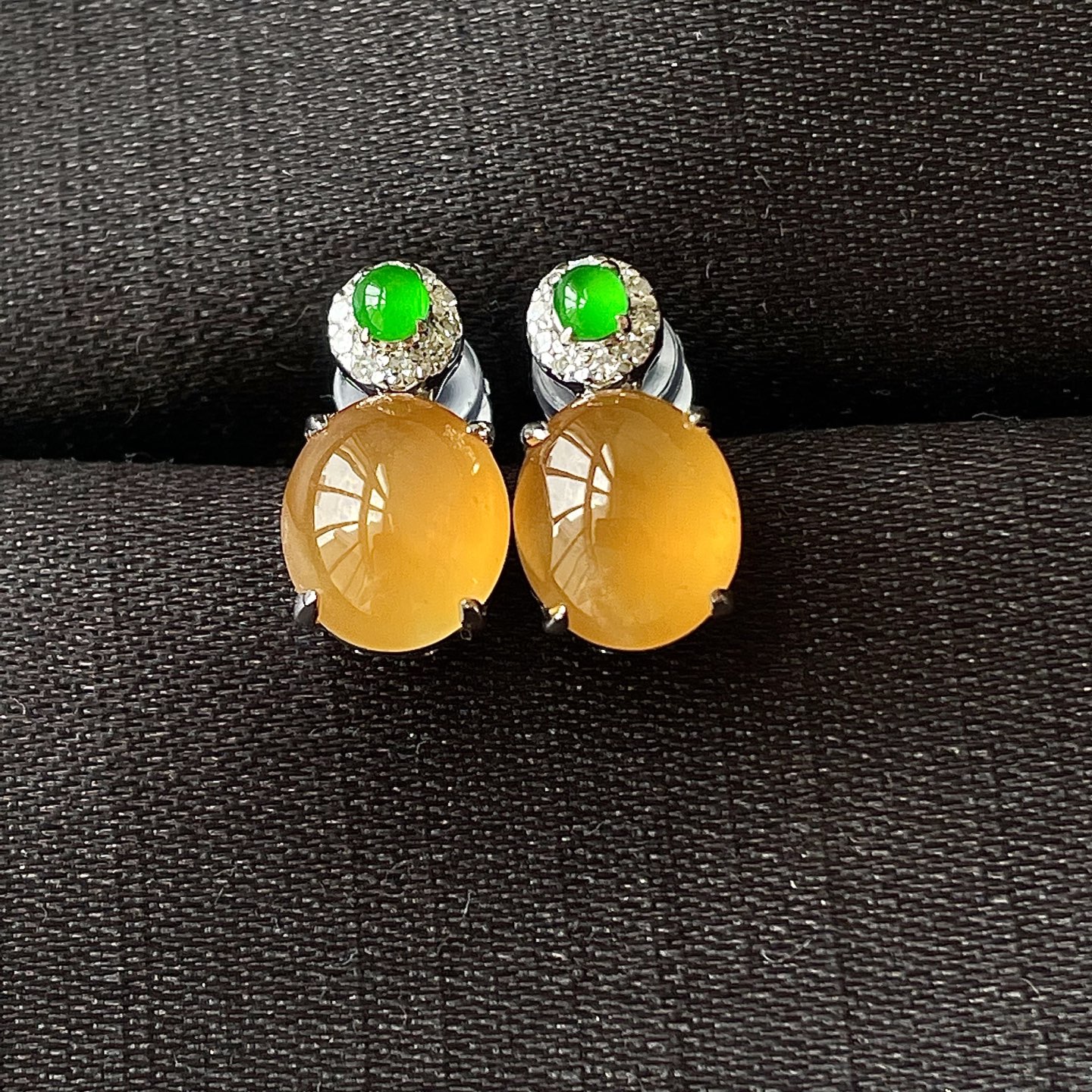 ️缅甸冰黄耳钉，18k金镶嵌，饱满水润，无裂，裸石尺寸8/7/4编码0920好数字