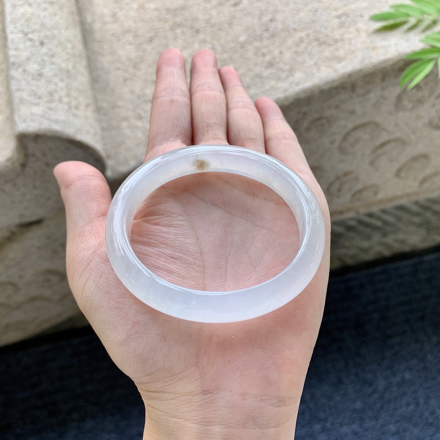 贵妃54 55 圈口55.4/49.2/10/7.5 编码GF011410 白冰，清透，水润，种老，