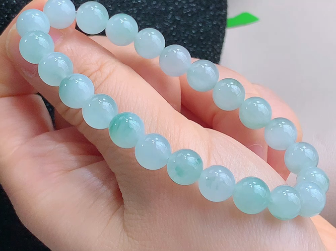 ️ 飘花手串，尺寸取一7.8mm，包A附证书
