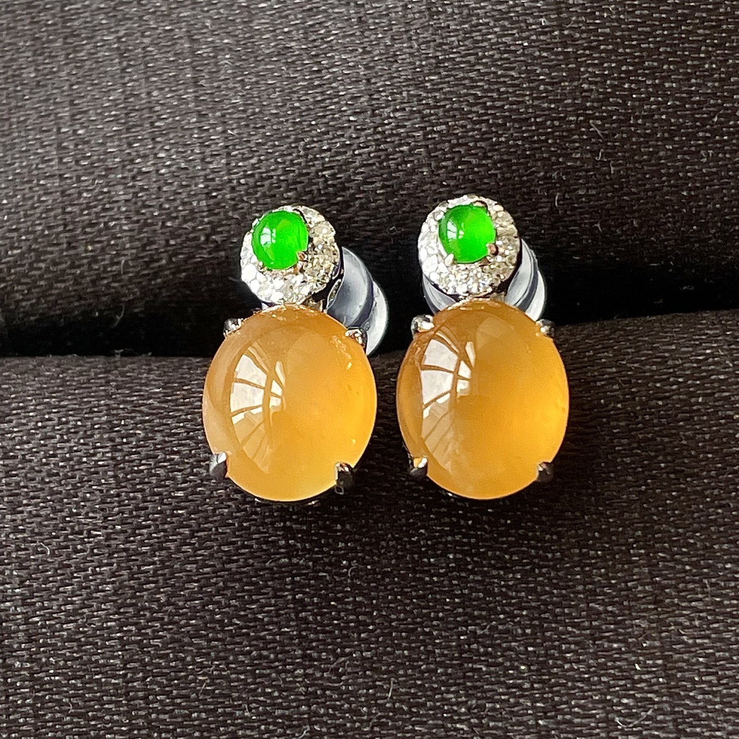 ️缅甸冰黄耳钉，18k金镶嵌，饱满水润，无裂，裸石尺寸8/7/4编码0920好数字