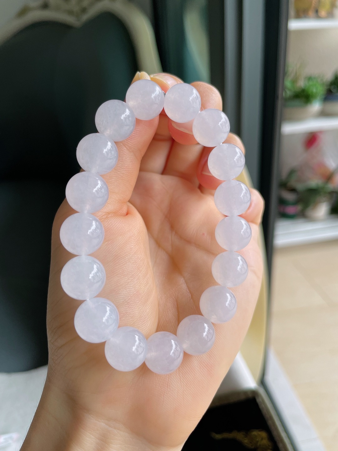 ️，缅甸天然翡翠A货，白冰白月光手串，尺寸：11.7mm。【编4497】
