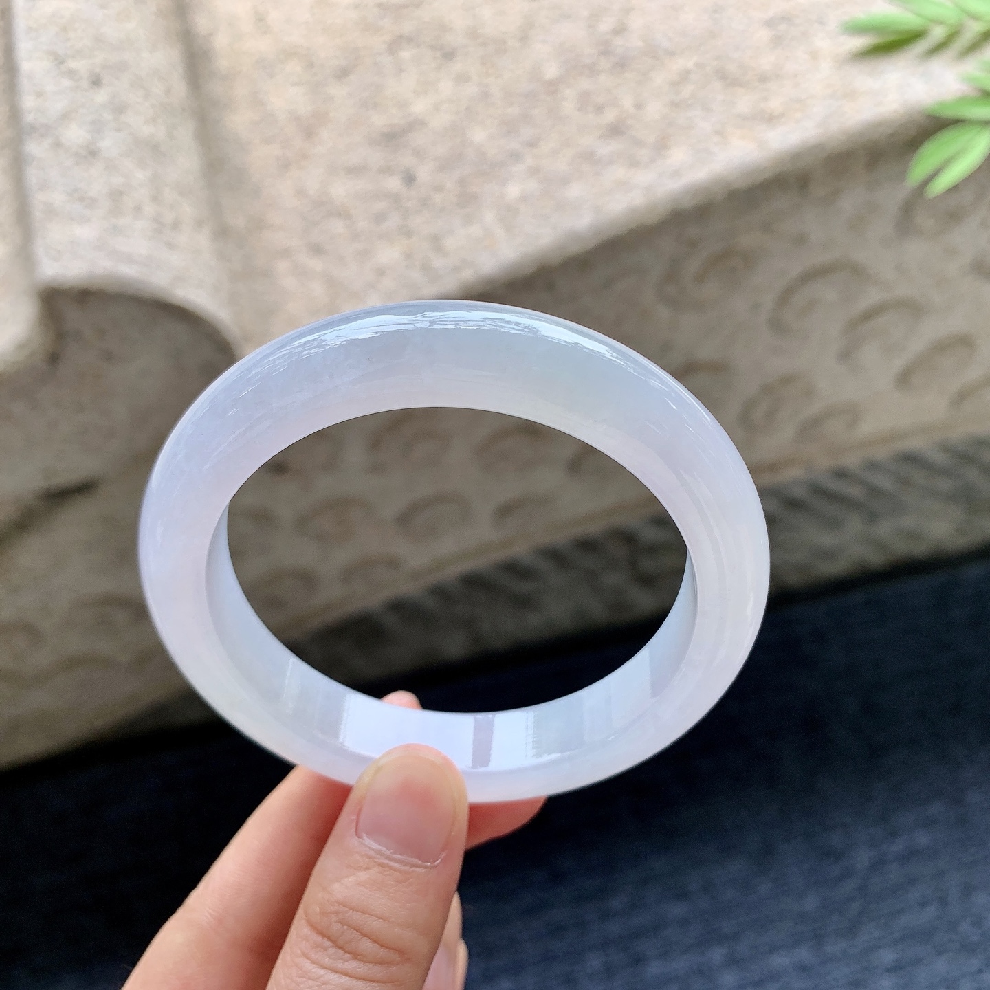 正圈58 59 圈口59.6/12/9 编码Q5092319 冰糯粉紫，水润，种老，细腻，无裂