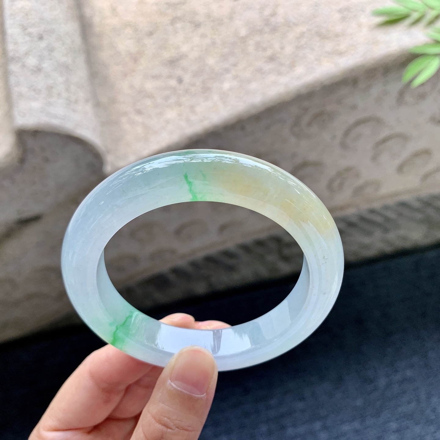 正圈54 55 圈口55/12/9.5 编码XY092338 冰糯黄加绿，清透，水润，种老，细腻，打灯有絮线