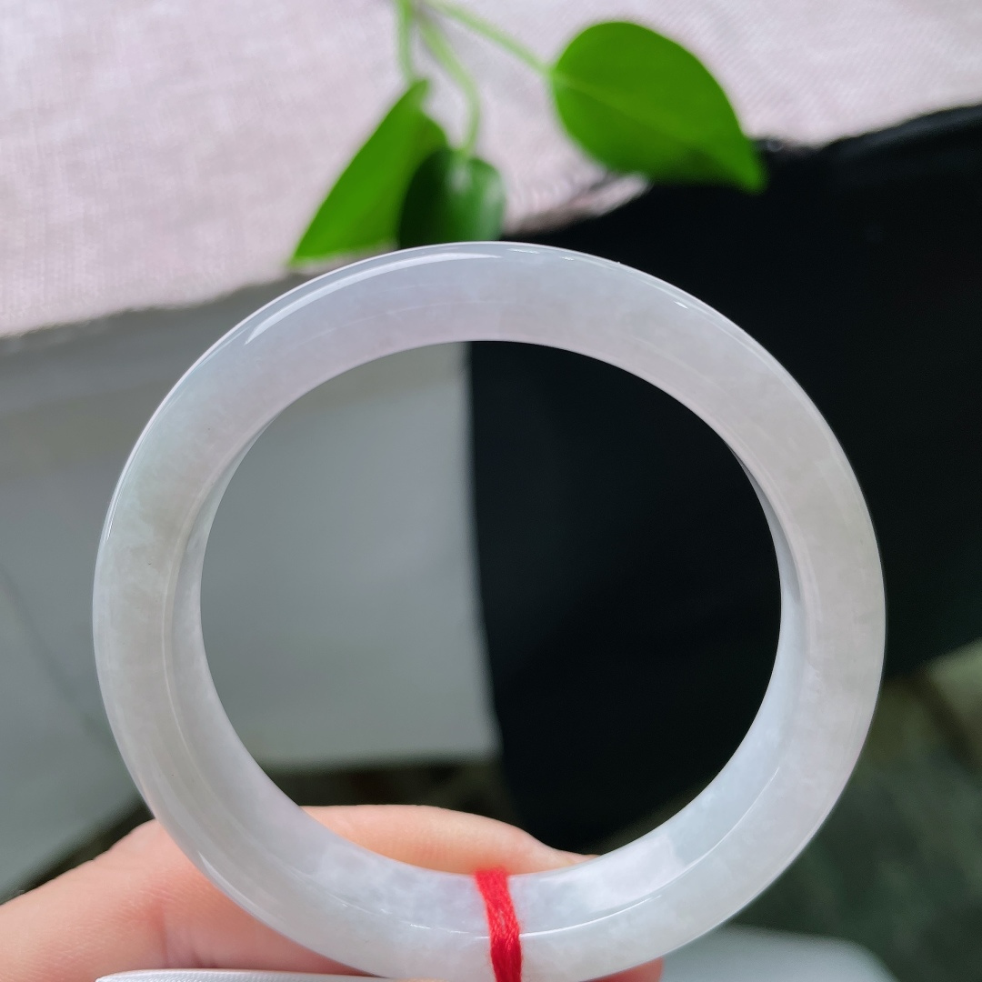 52.2/14.2/7.6，白月光正圈，晶体，玉底纯净莹润，素面简约，温润素雅，清冷。ss59588