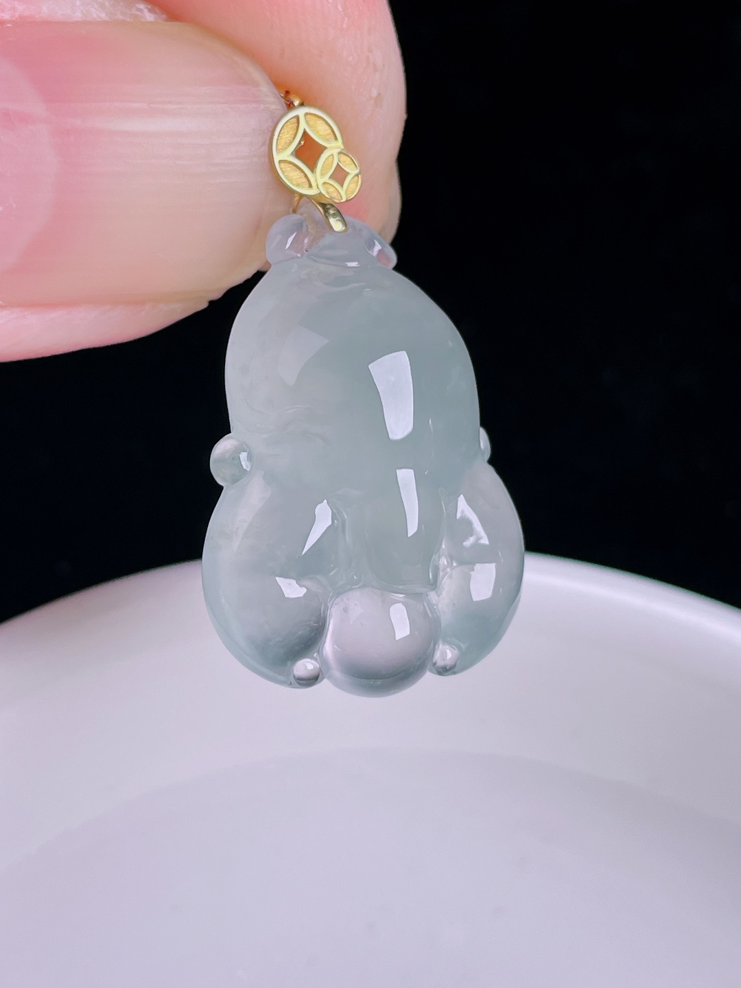 ️，佛手瓜，18k镶嵌，老种起光，细底通透，尺寸：29.4裸石24/17.6/8.4mm0922