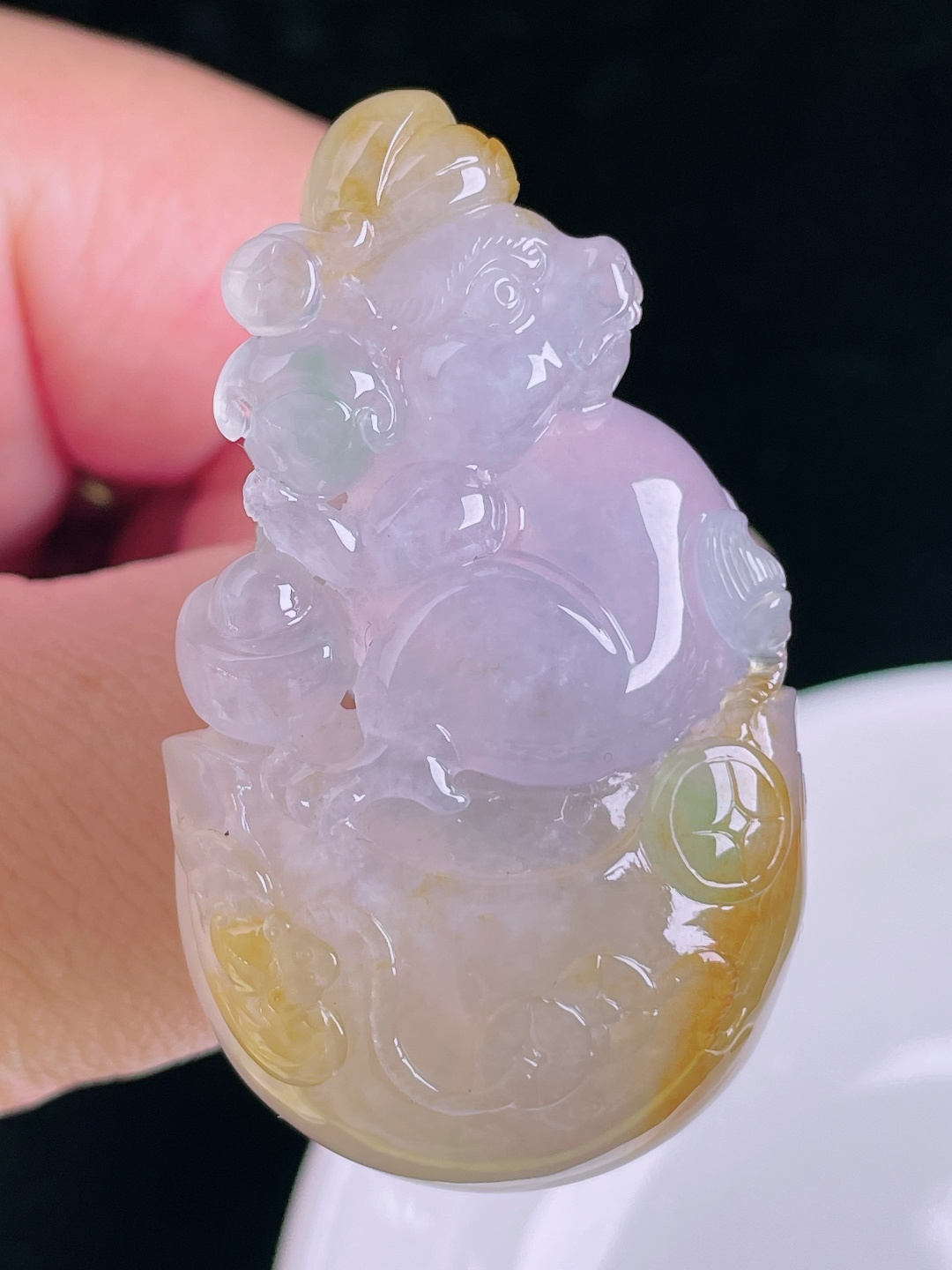 ️冰黄发财猪，老种起光，细底通透，尺寸：48.4/28.7/12mm0922
