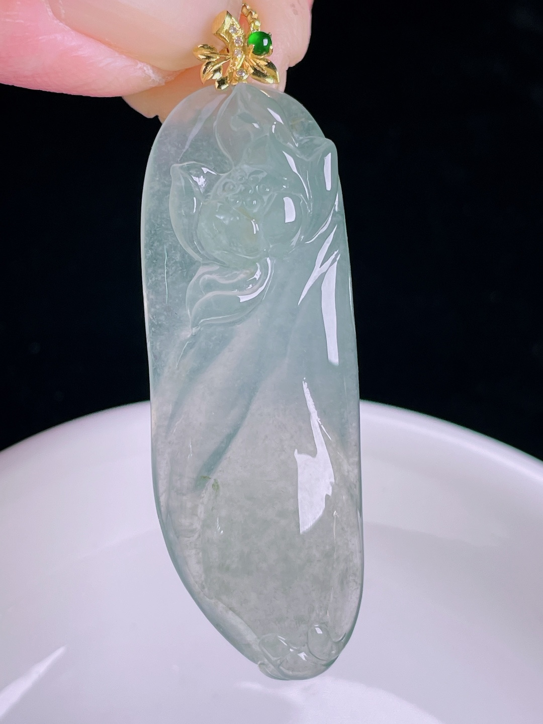 ️莲花福瓜，18k镶嵌，老种起光，细底通透，尺寸：51裸石45.3/16.4/5.8mm0922