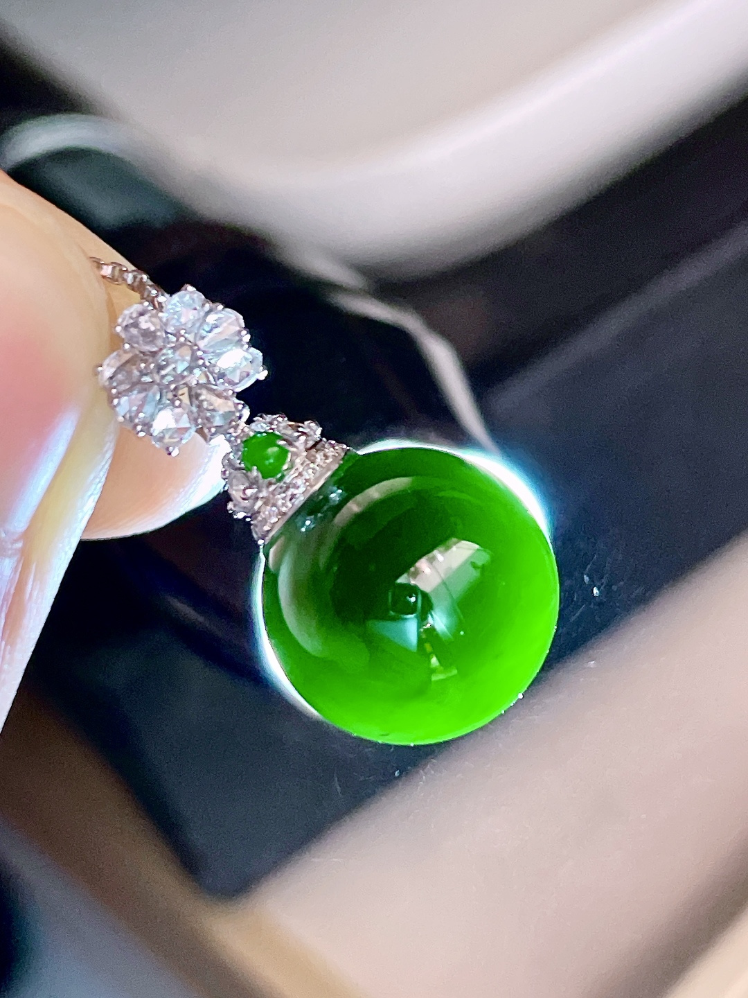 ️ 精品墨翠圆珠吊坠 老坑油润 打灯全绿 18k金镶嵌 整体 22.4 裸石 12.3