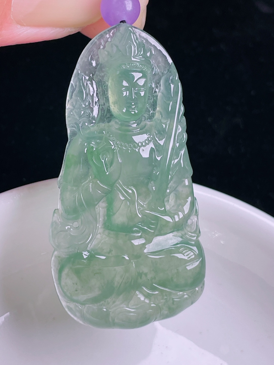 ️冰绿度母，老种起光，细底通透，尺寸：49/25.3/4.4mm0922