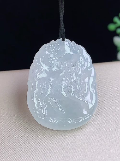 冰种生肖牛牌，无裂，尺寸27.9-21.5-4.2mm，j22yaf