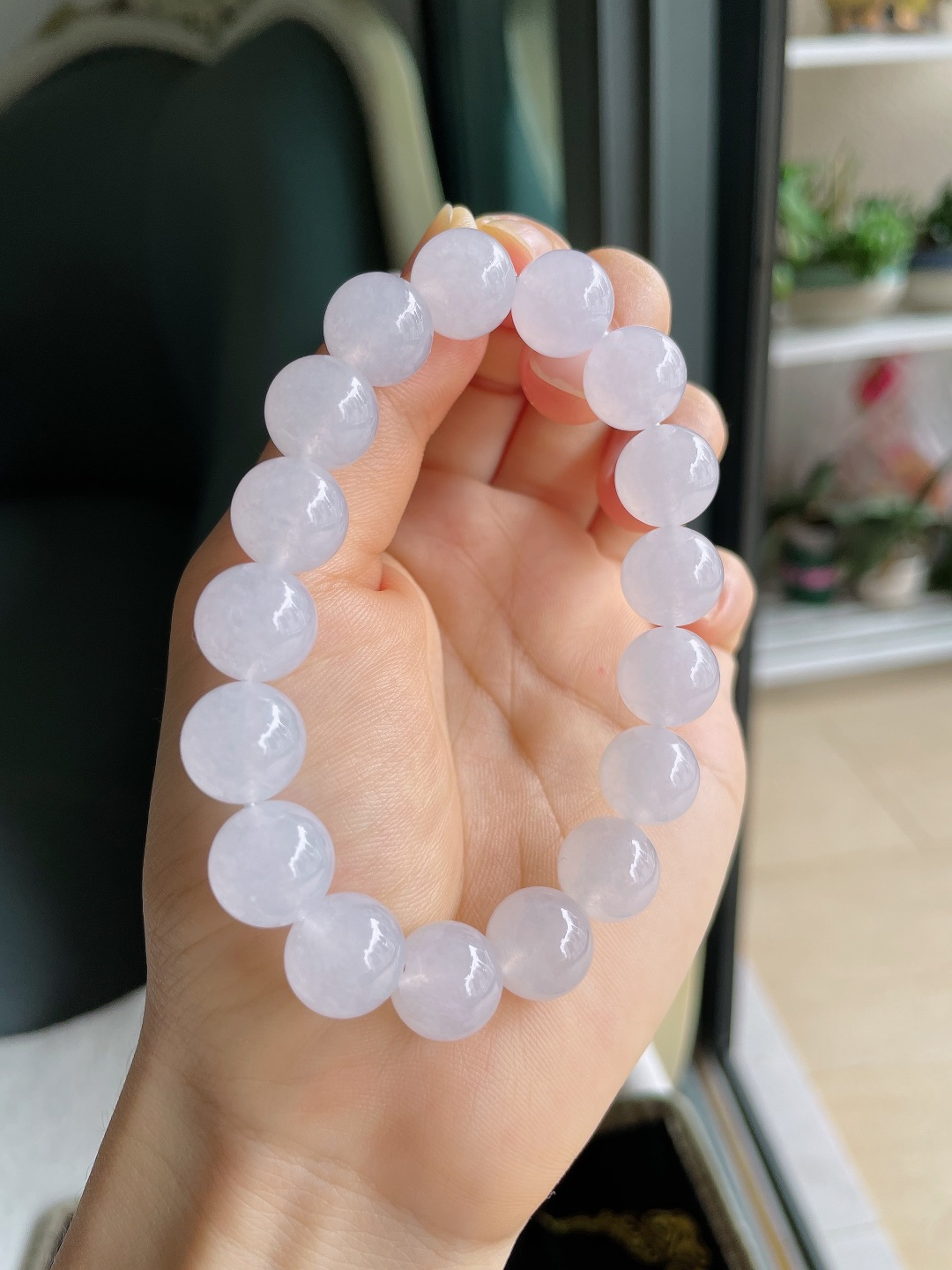 ️，缅甸天然翡翠A货，白冰白月光手串，尺寸：11.7mm。【编4498】
