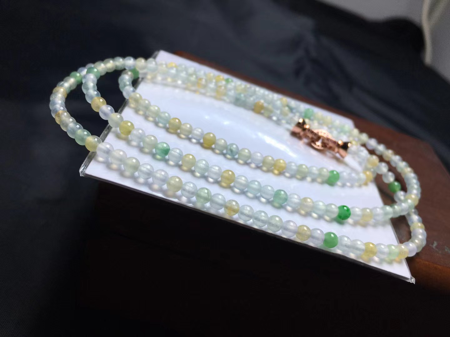 ️ 彩小米珠，卡3.7mm，200颗，种好，玉质细腻，色彩斑斓，颗颗精选，均匀