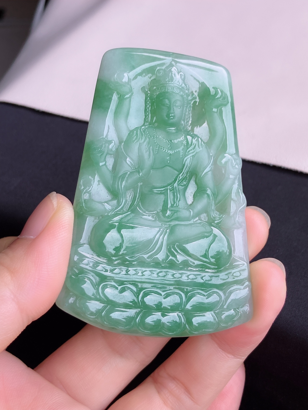 ️，冰飘花千手观音，晶莹剔透，尺寸74/49/5.6/自然光实拍