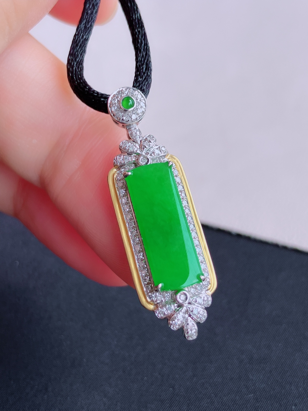 ️，翠绿平安牌，简约时尚，尺寸34.8/18.6/8/6/自然光实拍