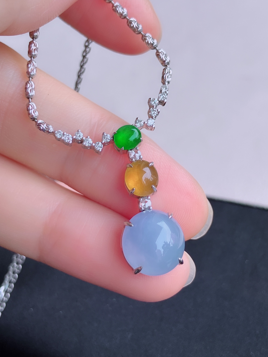 ️，三彩蛋面锁骨链，简约时尚，尺寸13/11/7.6/自然光实拍