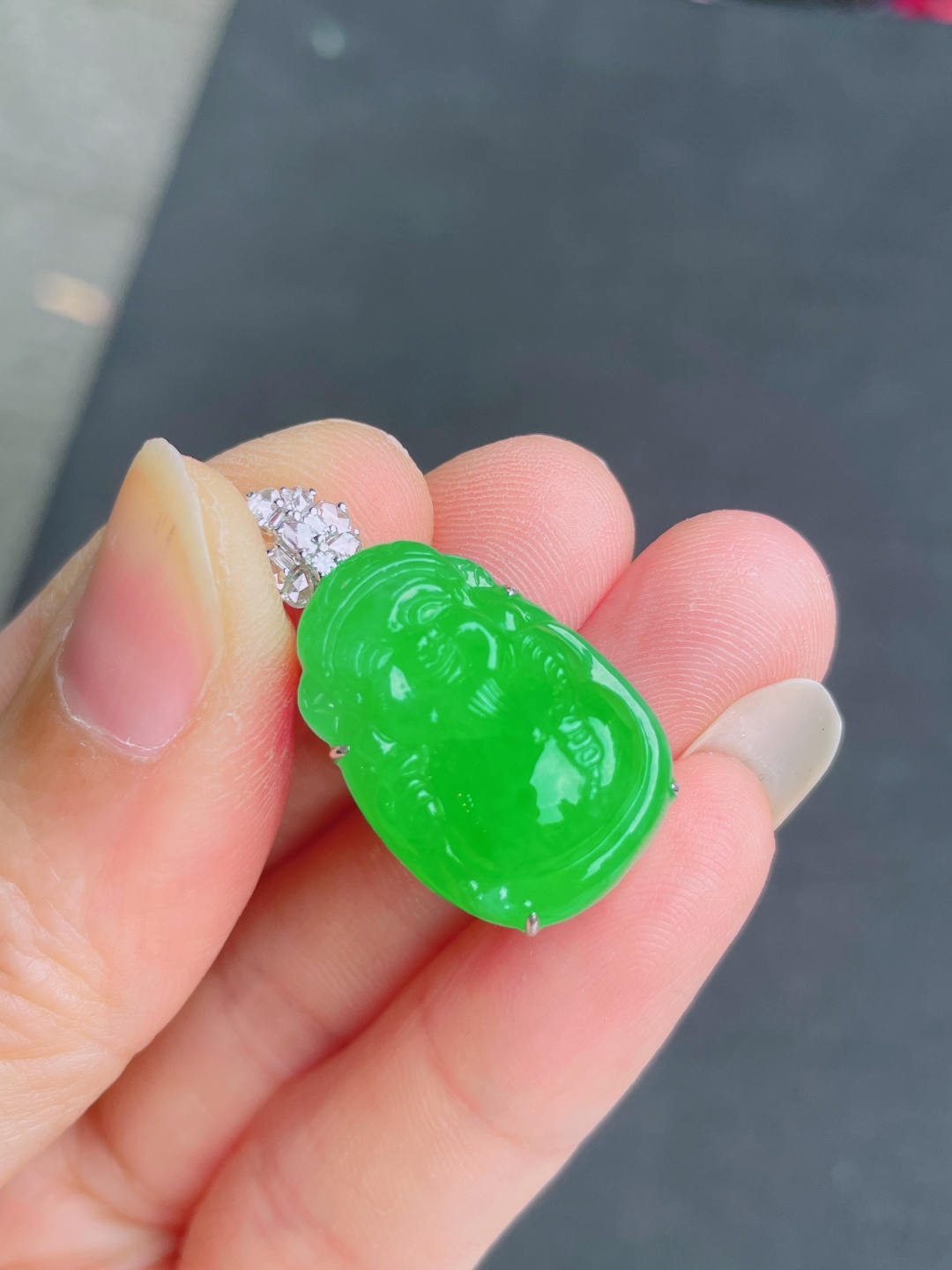 ️高冰绿财神吊坠，晶莹剔透，新颖时尚，无裂，23-16-6