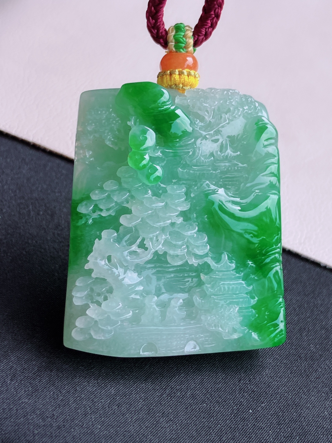 ️翠绿山水牌，意境美，尺寸41.3/34.5/8.3/自然光实拍