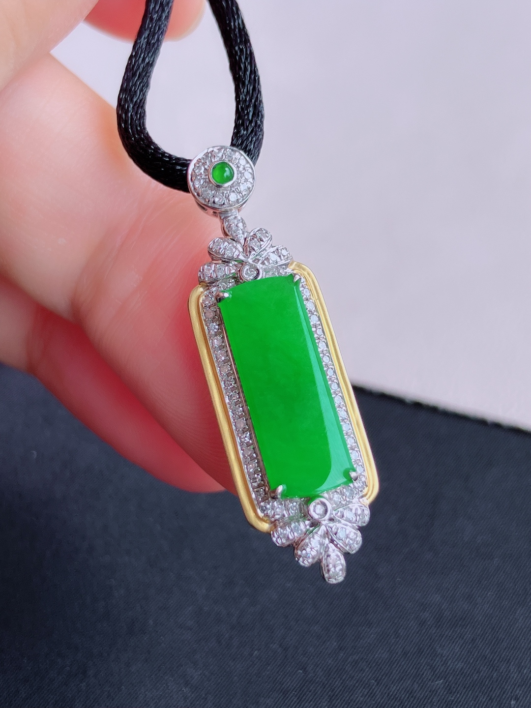 ️，翠绿平安牌，简约时尚，尺寸34.8/18.6/8/6/自然光实拍