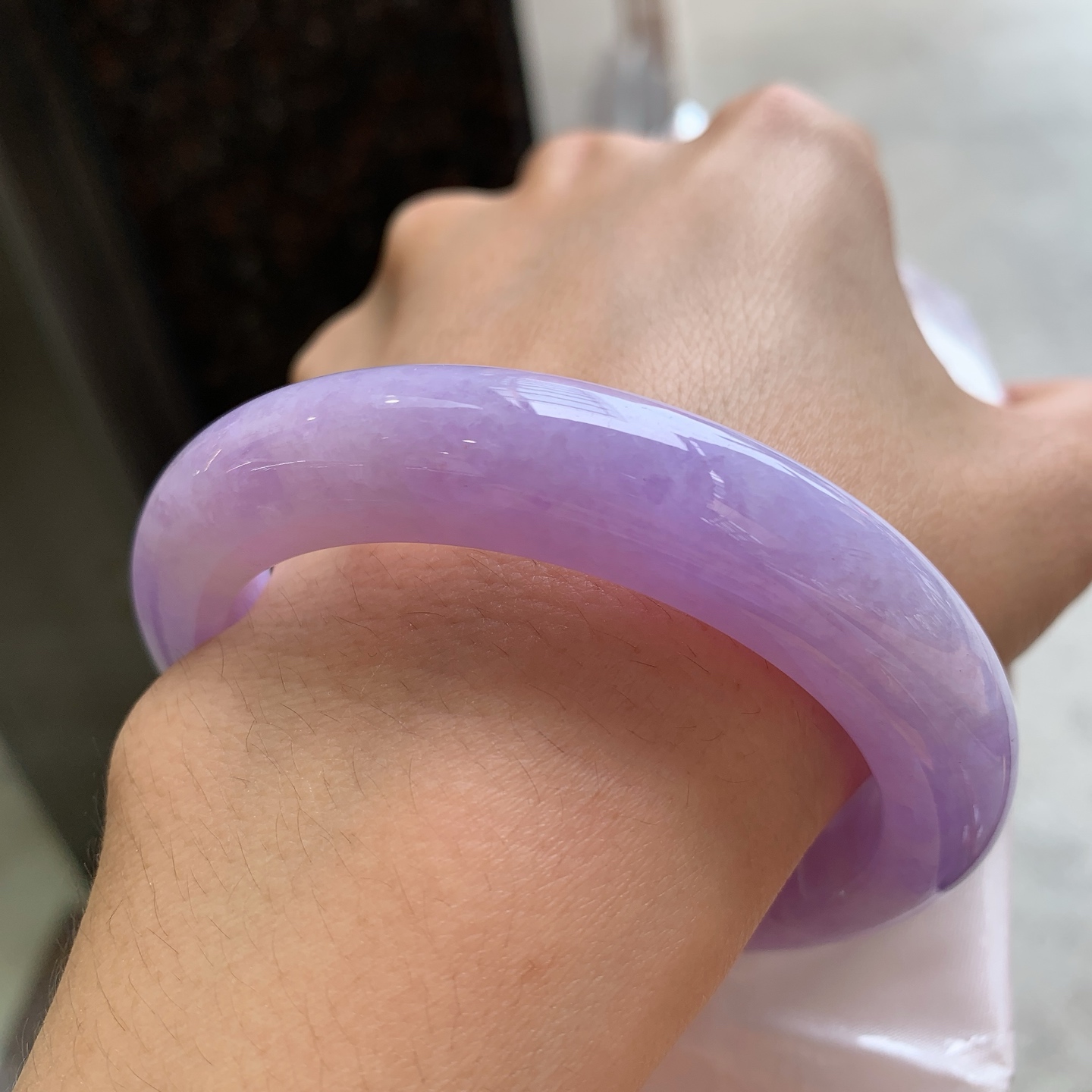正圈满紫 微晶体结构 尺寸：61/12.4/10.5 大圈口