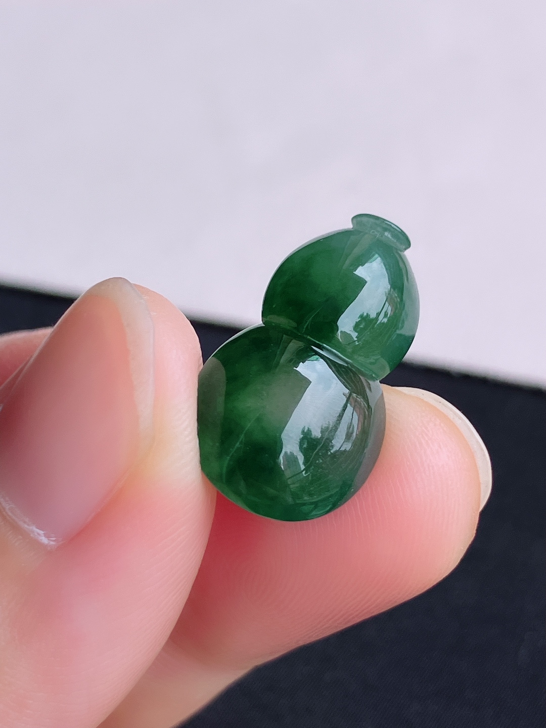 ️，油绿葫芦，晶莹剔透，尺寸20.8/12/6.6/自然光实拍