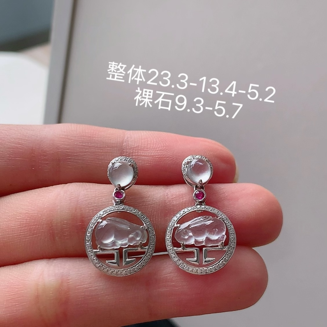 ️ 冰种耳坠 种老无裂细腻，饱满起光，佩戴优雅迷人 货号18921，23.3-13.4-5.2