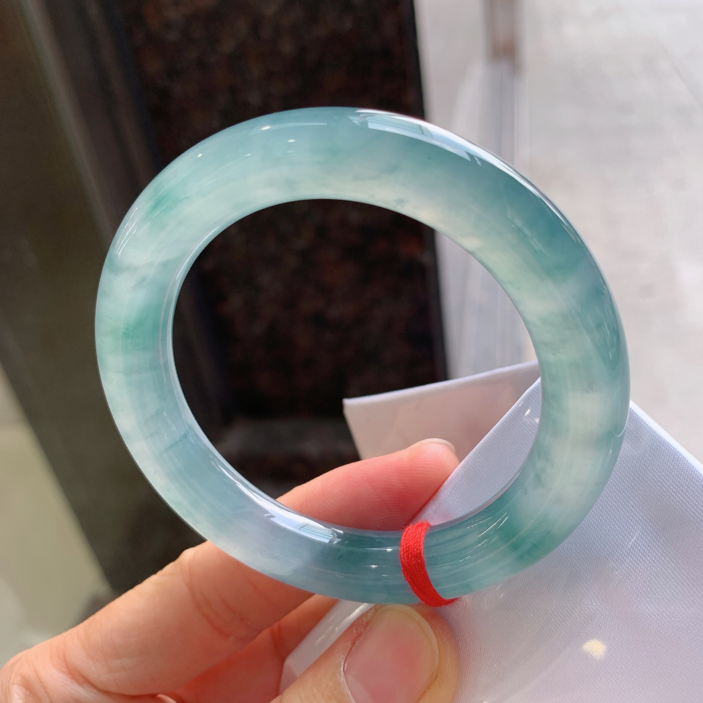 圆条冰蓝水飘花 无裂 尺寸：53.8/10.6 起荧光