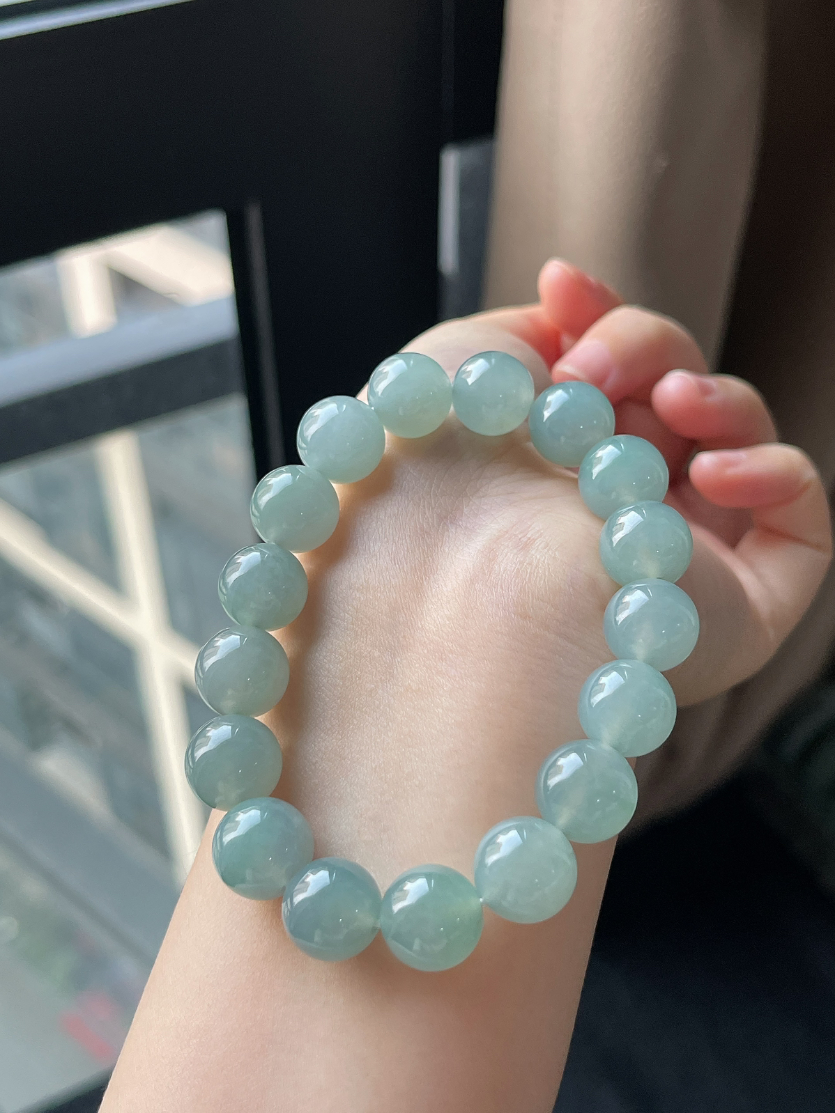 翡翠冰糯种淡蓝色手链