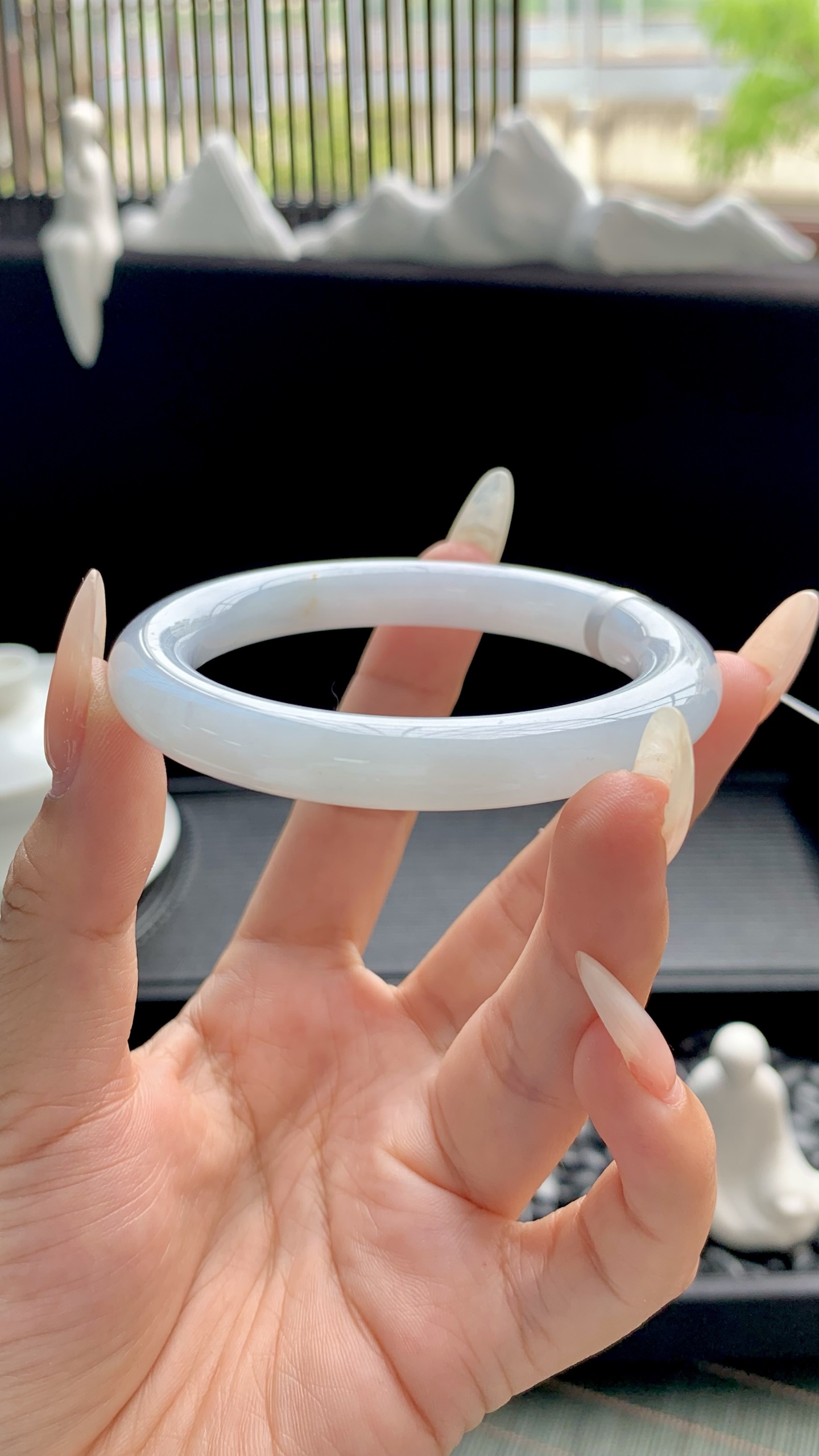 晴底洒金美人条圆条手镯成品 HYY-9004 尺寸：52-9-9