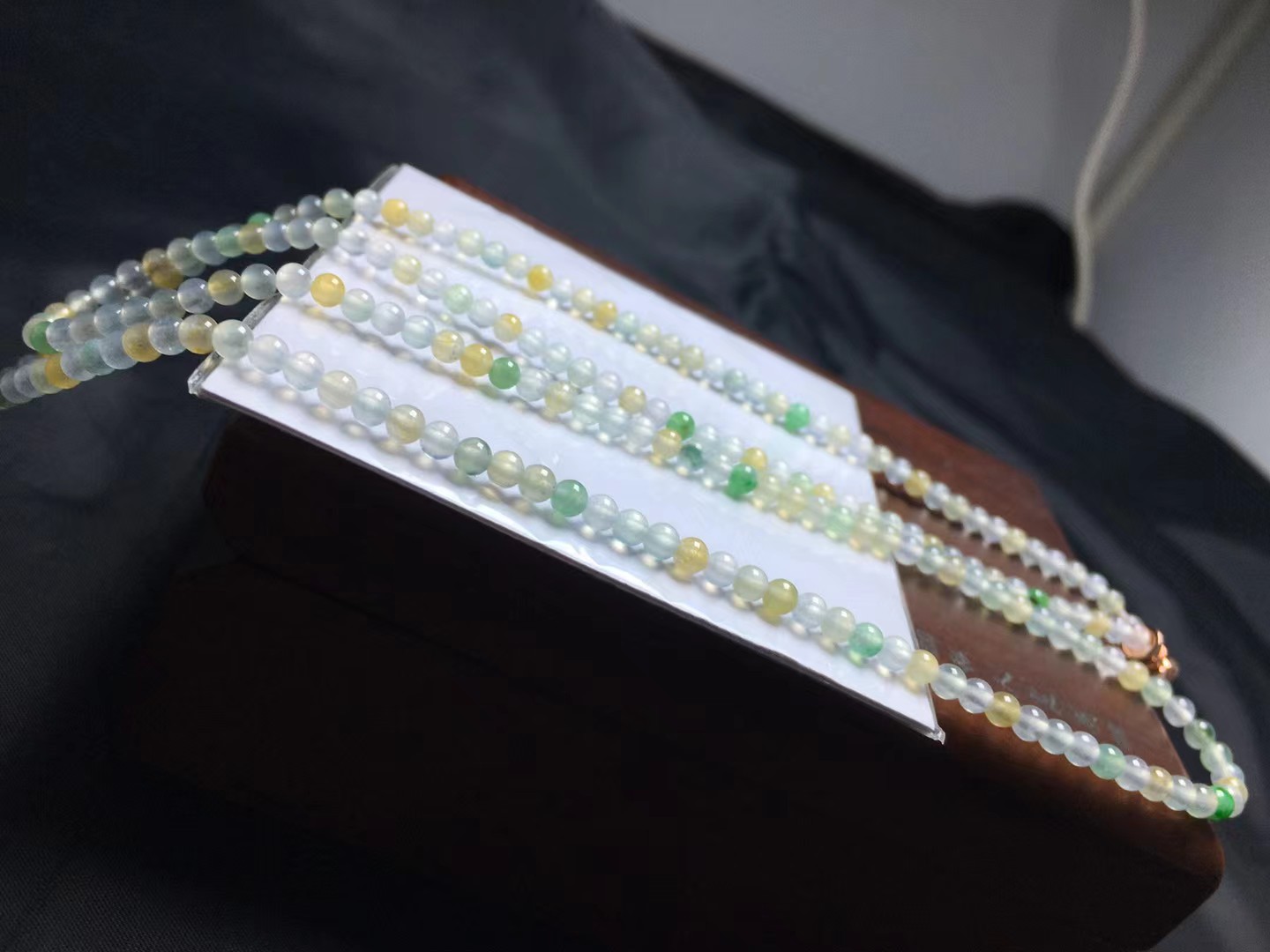️ 彩小米珠，卡3.7mm，200颗，种好，玉质细腻，色彩斑斓，颗颗精选，均匀