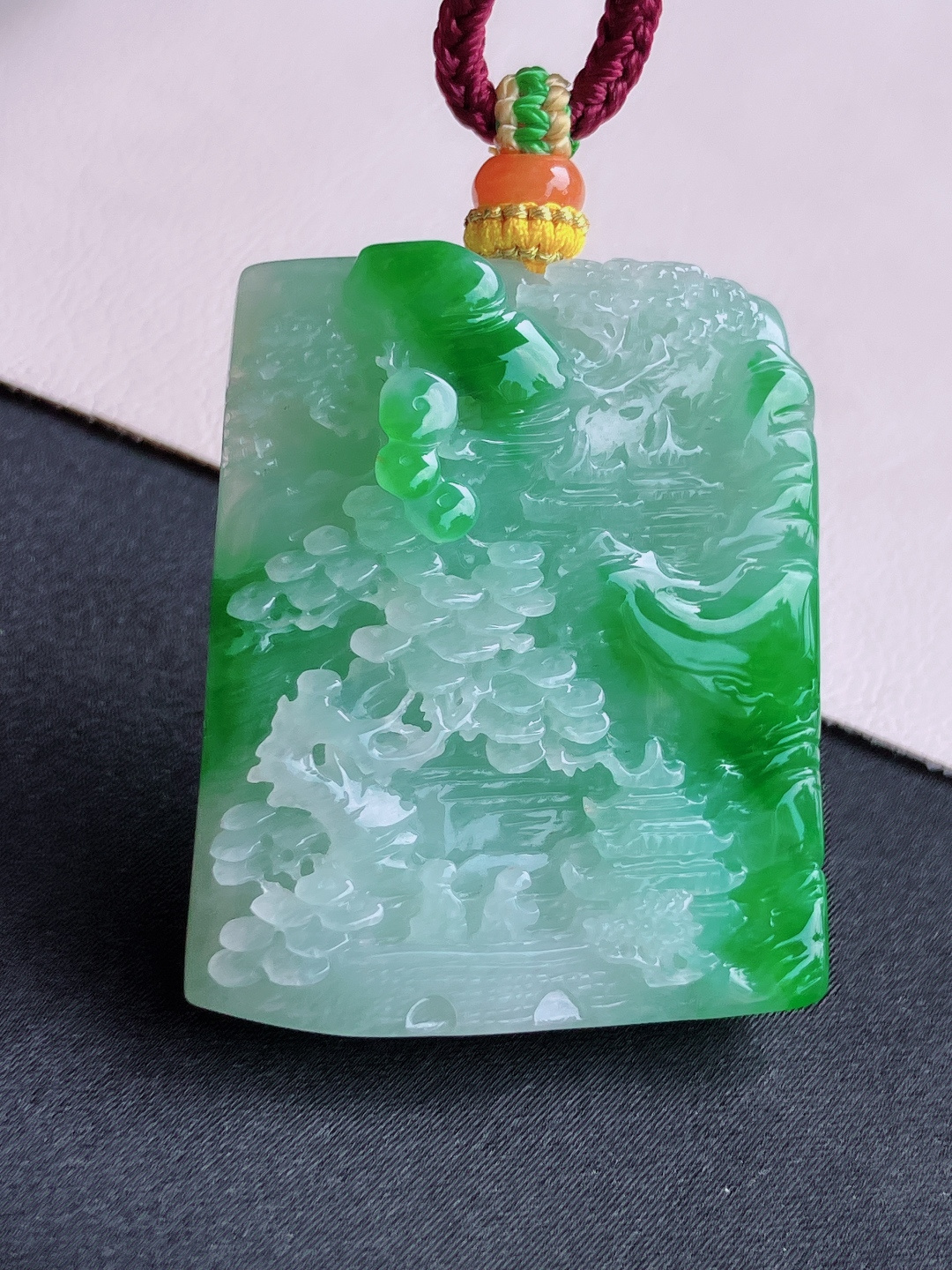 ️翠绿山水牌，意境美，尺寸41.3/34.5/8.3/自然光实拍