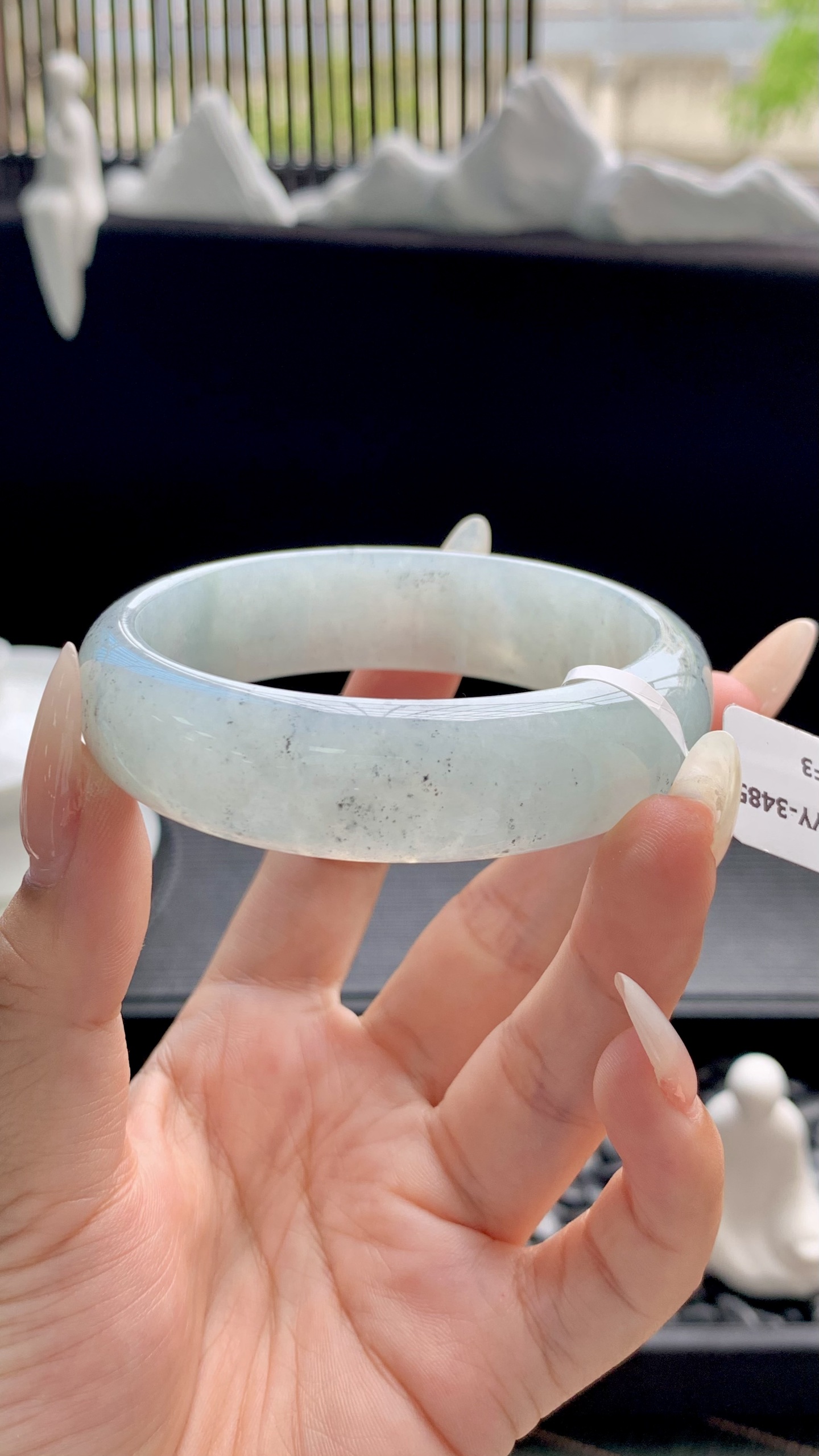 宽版晴底飘乌鸡花正圈手镯成品 HYY-3485 尺寸：56-16-7