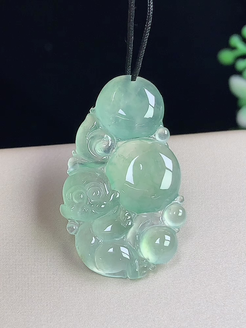冰晴生肖灵猴，无裂，尺寸31-18.4-3.8mm，j23apt