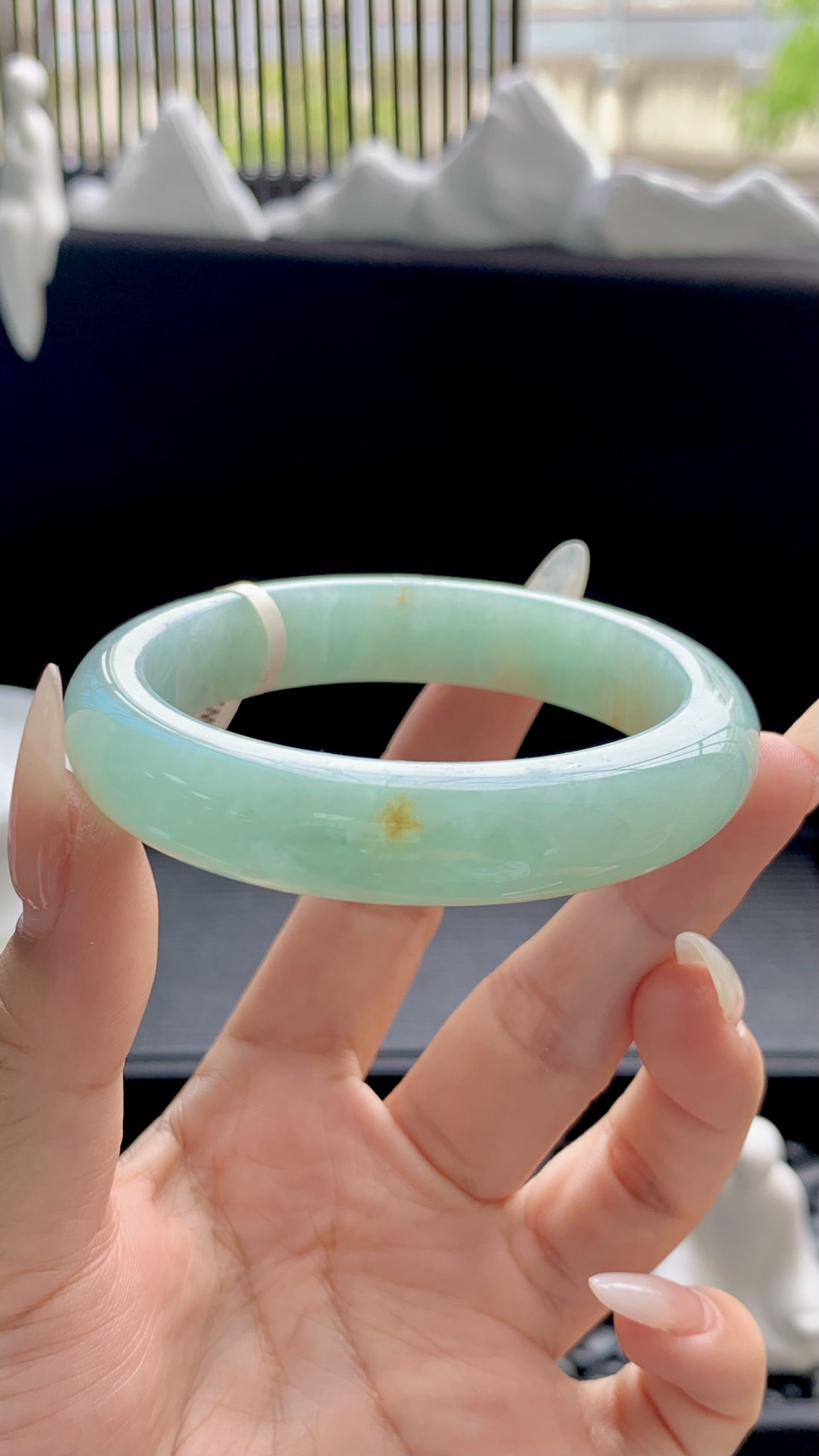 果绿洒金正圈手镯成品 HYC-172 尺寸：53-12-8
