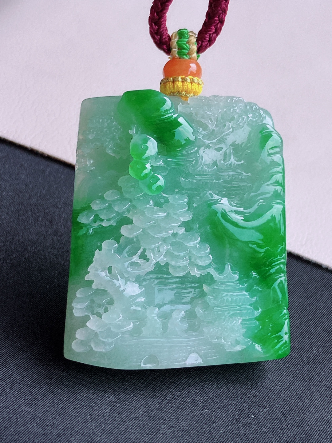 ️翠绿山水牌，意境美，尺寸41.3/34.5/8.3/自然光实拍