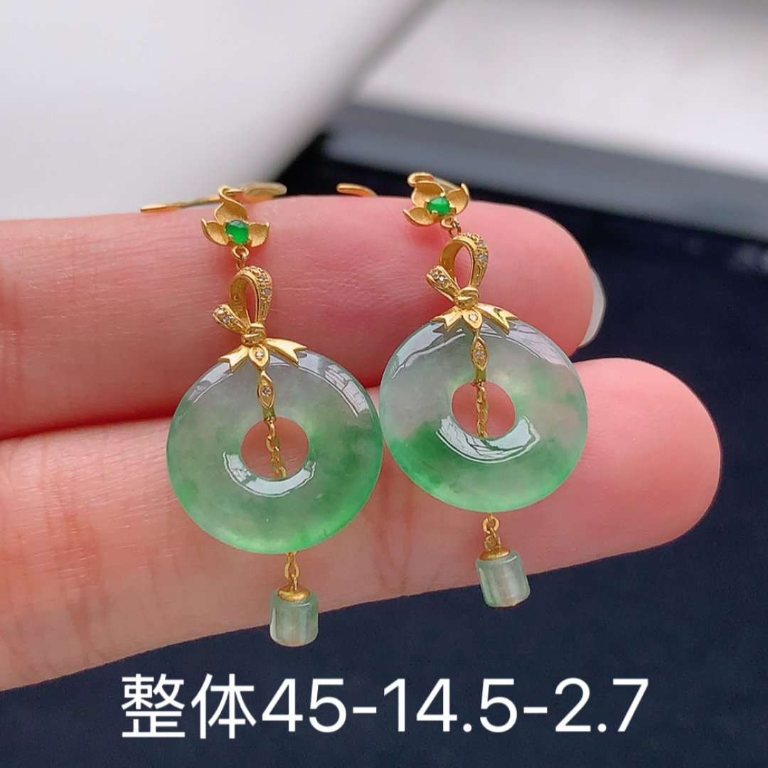 ️ 冰飘绿甜甜圈耳坠，冰润起胶感 色泽鲜甜 佩戴精甜美 货号30517，45-14.5-2.7