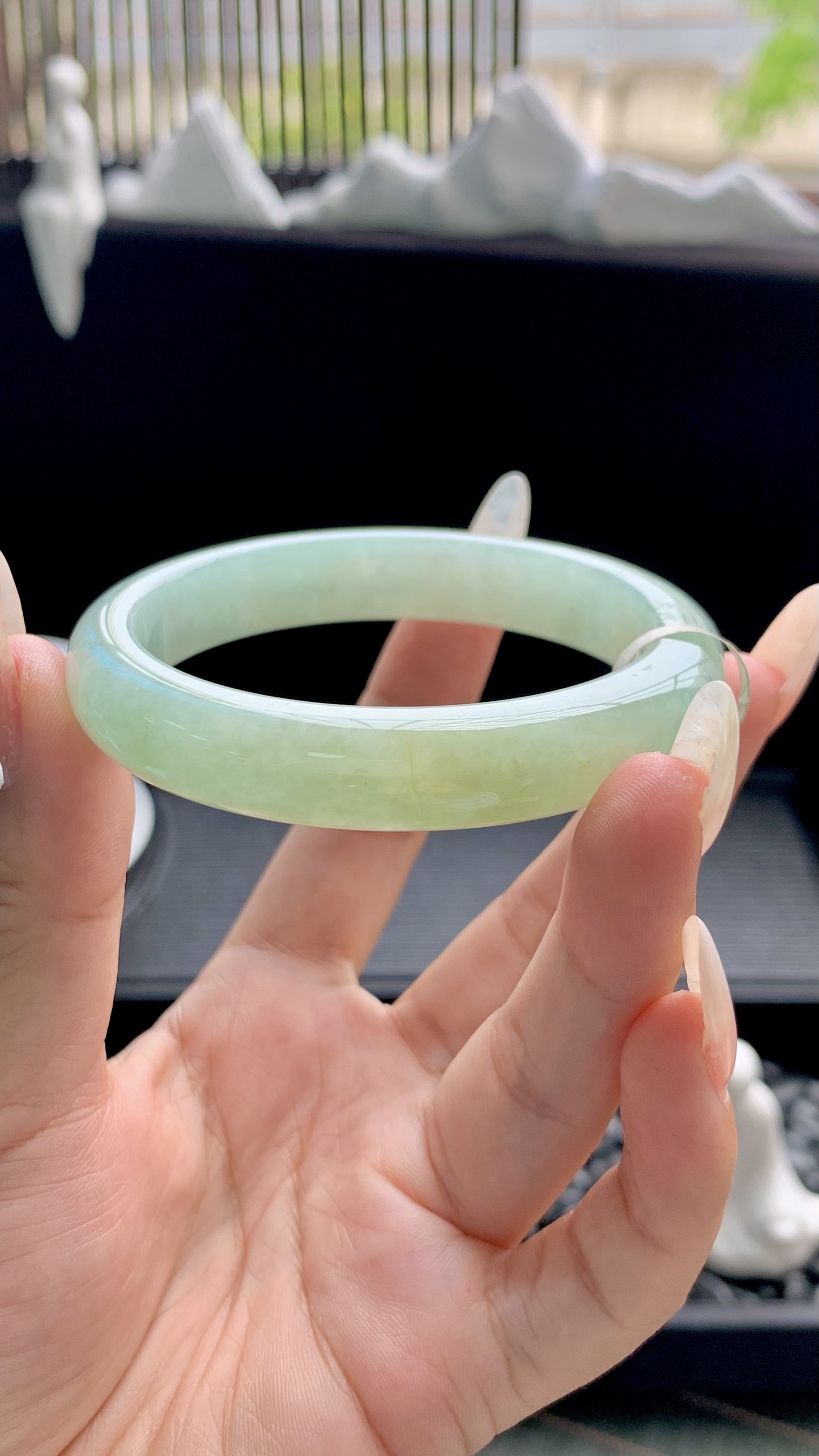 果绿洒金正圈手镯成品 HYY-9252 尺寸：55-11-8
