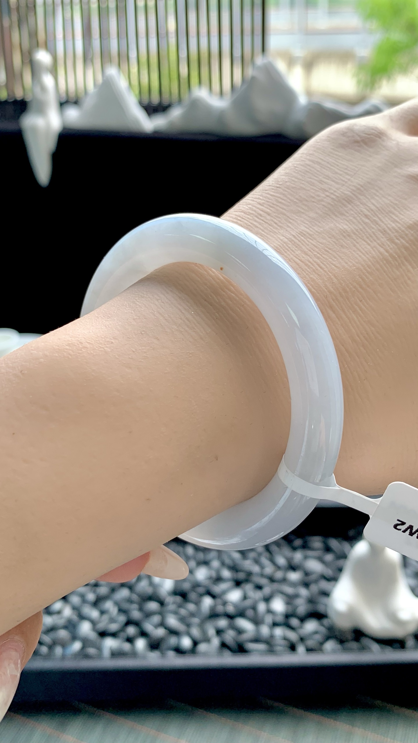 晴底洒金美人条圆条手镯成品 HYY-9004 尺寸：52-9-9
