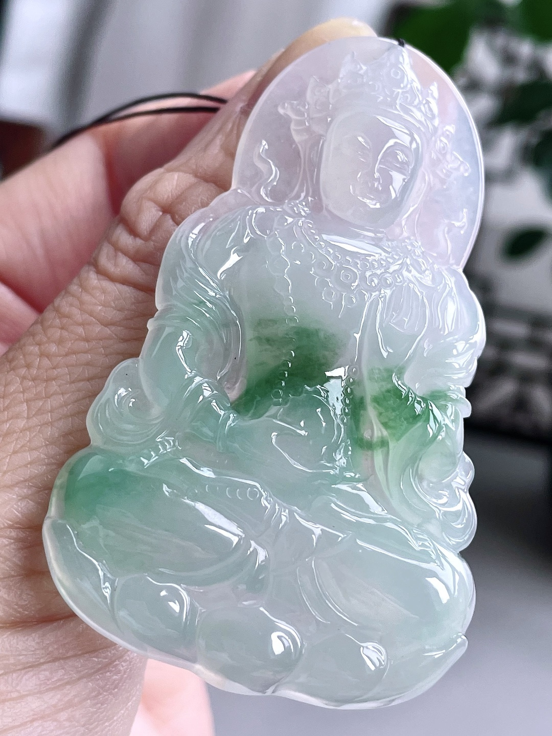 【裸石】冰飘花观音度母观音吊坠 【说明】缅甸 无裂 性比高 厚装 【尺寸】62.6-37.7-6 【重量】23克