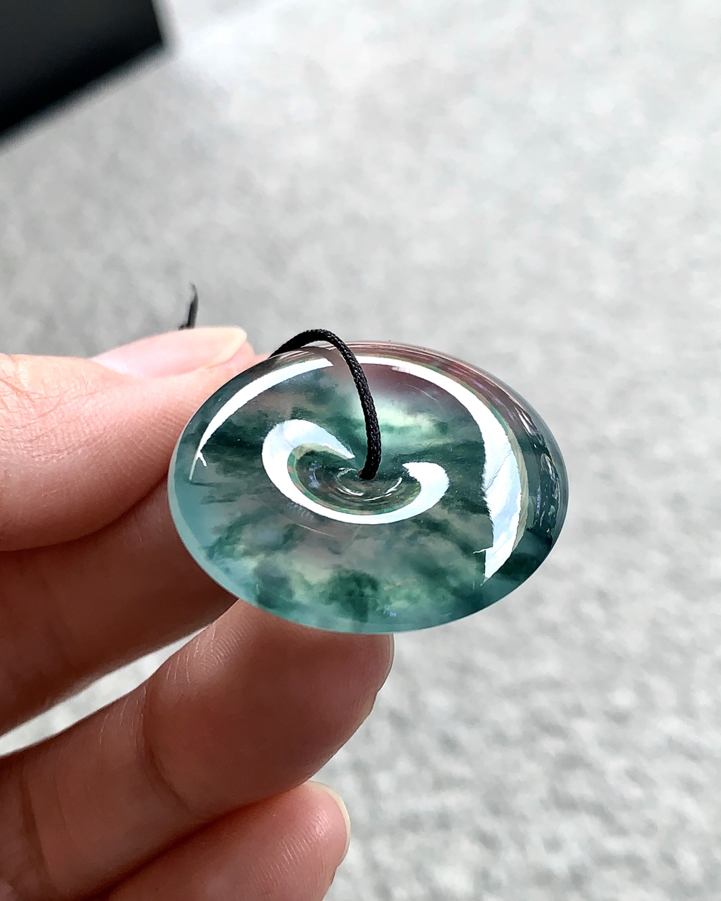 ️ 飘彩平安扣 尺寸：29×6 玉韵温润，藏纳岁月静好