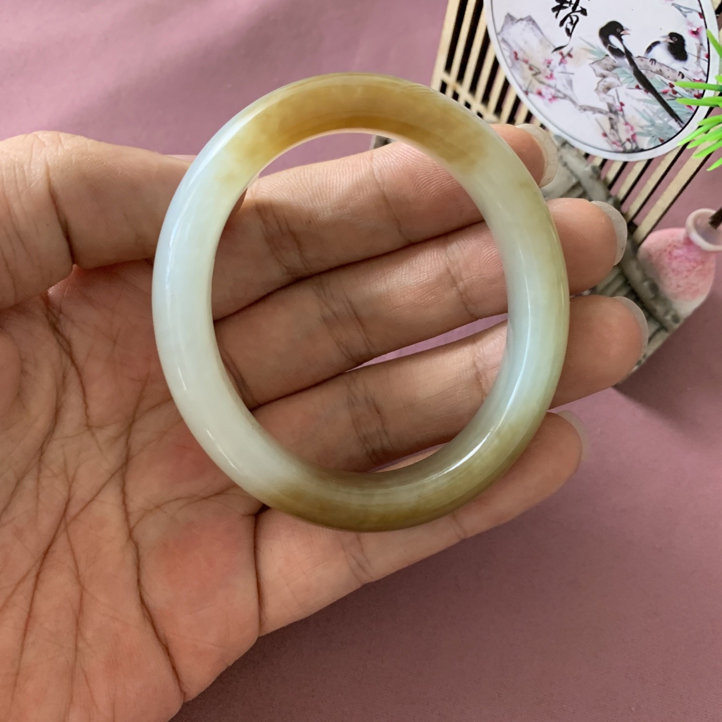和田玉51圈且末糖料贵妃手镯！精品楼兰三色手镯，内径长/宽54/47宽玉质细腻油润 底色纯净 无裂无