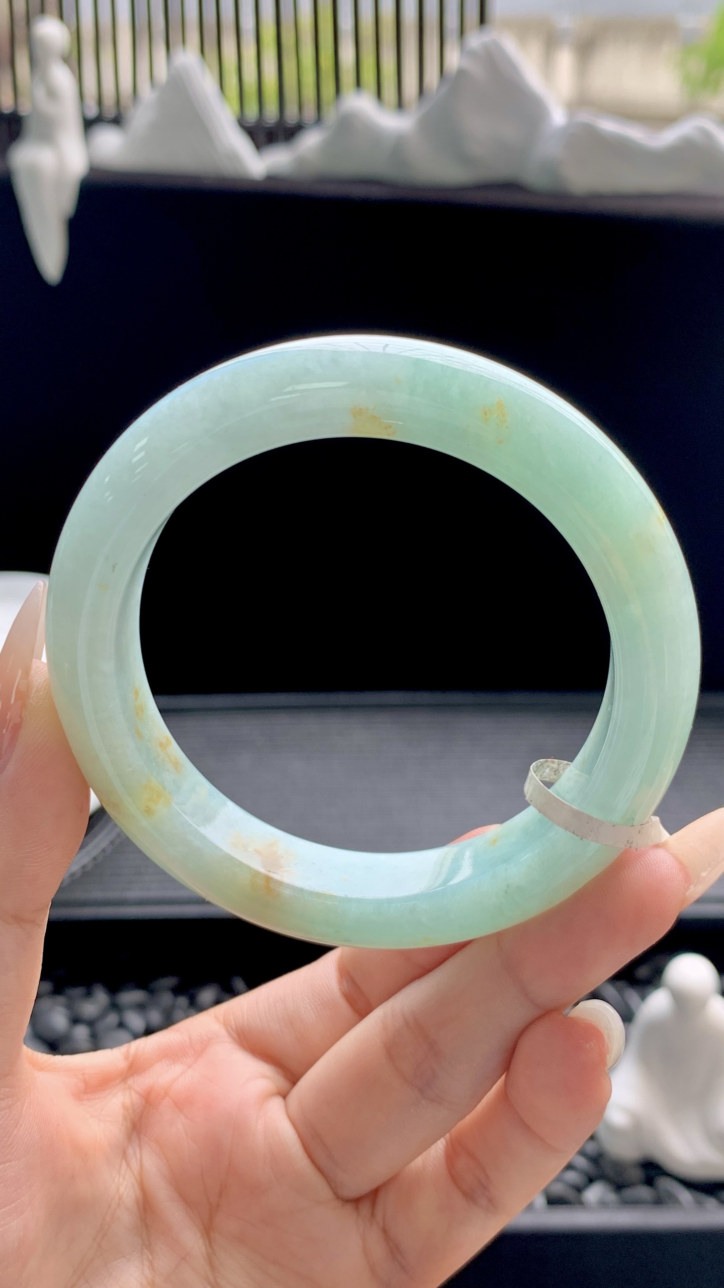 果绿洒金正圈手镯成品 HYY-8529 尺寸：56-13-9.5